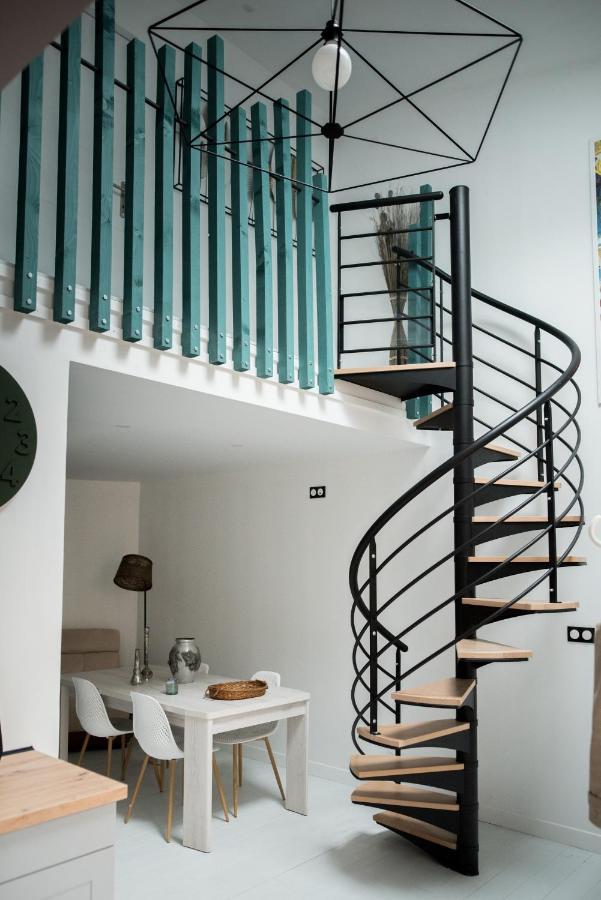 Maison Martel Nimes Centre Climatise Εξωτερικό φωτογραφία